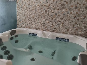 EXPERTISE PHYSIΟTHERAPY υδροθεραπεία φυσικοθεραπεία